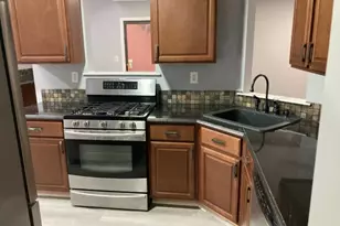 102 Riverbend Dr, North Brunswick Township, NJ 08902 - Photo 7