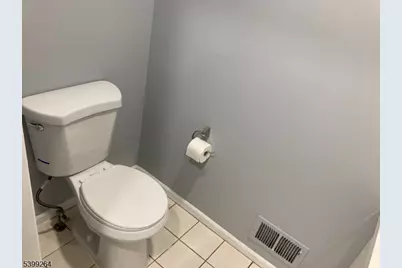 102 Riverbend Dr, North Brunswick Township, NJ 08902 - Photo 9