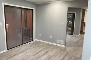 102 Riverbend Dr, North Brunswick Township, NJ 08902 - Photo 5