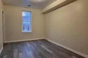 18 Van Houten St, Paterson, NJ 07505 - Photo 3