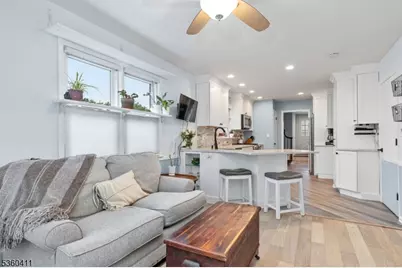 8 Maddaket, Scotch Plains Township, NJ 07076 - Photo 11