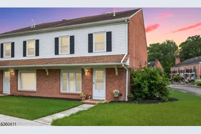 8 Maddaket, Scotch Plains Township, NJ 07076 - Photo 1