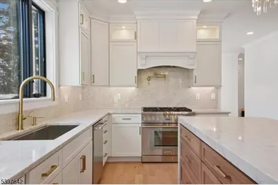 32 Felch Rd, Florham Park, NJ 07932 - Photo 3