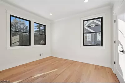 32 Felch Rd, Florham Park, NJ 07932 - Photo 17