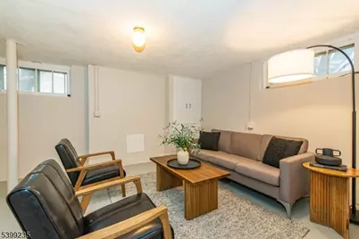 61 Claremont Ave, Montclair Twp., NJ 07042 - Photo 33