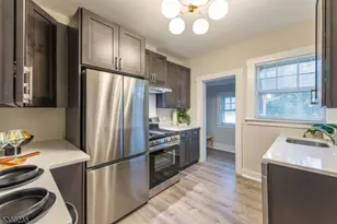 61 Claremont Ave, Montclair Twp., NJ 07042 - Photo 15