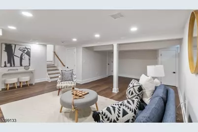 6 Kenneth Ct, Florham Park, NJ 07932 - Photo 17