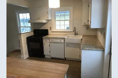 161 W Cliff St, Somerville, NJ 08876 - Photo 9