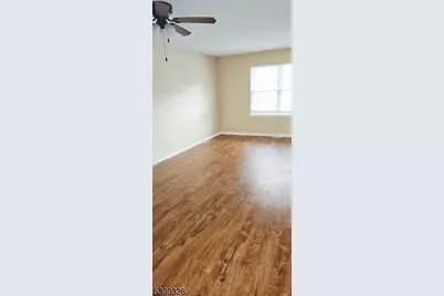 15 Hancock Ct, Raritan Township, NJ 08822 - Photo 5