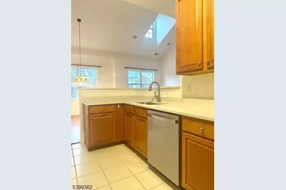 20 Taft Ln, Morristown, NJ 07960 - Photo 5