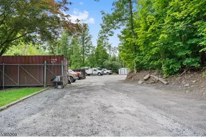 229 Main Street, Andover, NJ 07821 - Photo 15