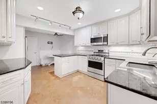 32 Wexford Dr, Mendham, NJ 07945 - Photo 5