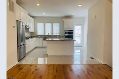 17 Braeburn Ct, Livingston Twp., NJ 07039 - Photo 9