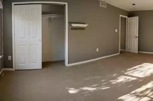 6 Whitehead Rd, Bridgewater, NJ 08807 - Photo 9