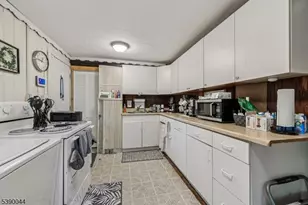 8 Woodland Rd, Ringwood, NJ 07456 - Photo 9