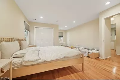 17 Edison Dr, Summit, NJ 07901 - Photo 21