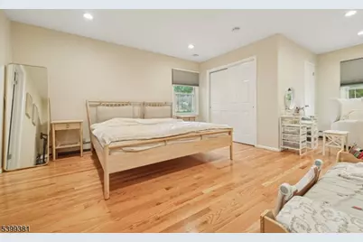 17 Edison Dr, Summit, NJ 07901 - Photo 25