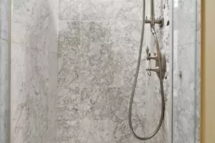 208 Shearwater Ct, Jersey City, NJ 07305 - Photo 19