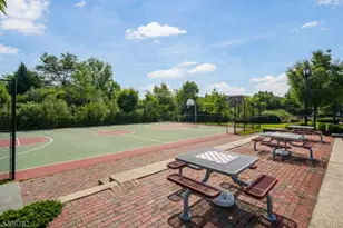 208 Shearwater Ct, Jersey City, NJ 07305 - Photo 39