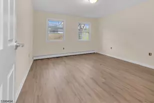 106 Peabody Pl, Newark, NJ 07104 - Photo 5