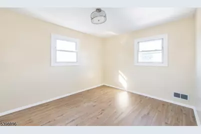 413 Essex St, Hackensack, NJ 07601 - Photo 17