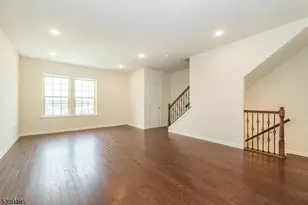 92 Albert Ct, Randolph Township, NJ 07869 - Photo 3