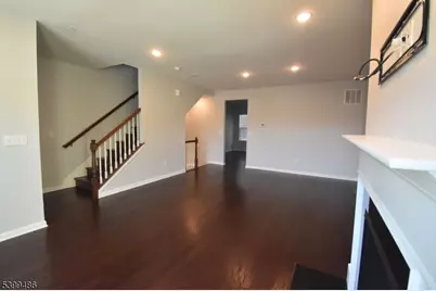 92 Albert Ct, Randolph Township, NJ 07869 - Photo 5