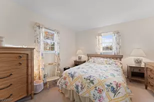 123 Edgewood Terrace, South Bound Brook Boro, NJ 08880 - Photo 15