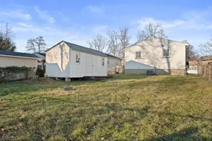 123 Edgewood Terrace, South Bound Brook Boro, NJ 08880 - Photo 23