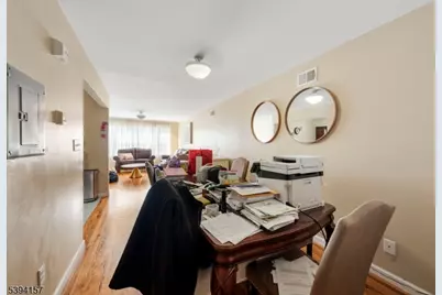 1073 Bond St, Elizabeth, NJ 07201 - Photo 7