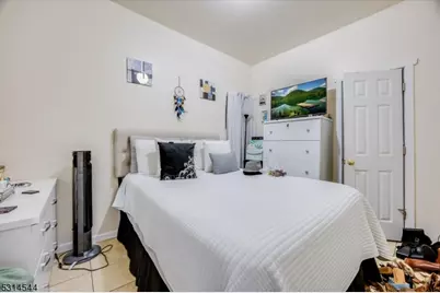 92 Bloomfield Ave, Paterson, NJ 07503 - Photo 25