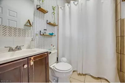 92 Bloomfield Ave, Paterson, NJ 07503 - Photo 15