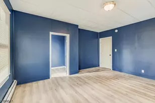 239 Water St, Belvidere, NJ 07823 - Photo 17