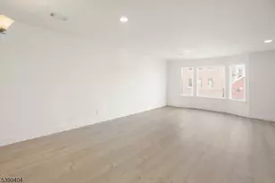 12 E 18th St, Bayonne, NJ 07002 - Photo 7