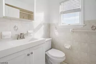 12 E 18th St, Bayonne, NJ 07002 - Photo 17