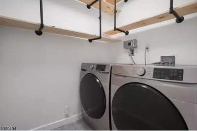 12 E 18th St, Bayonne, NJ 07002 - Photo 19