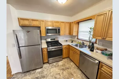 910 Randolph Ave, Rahway, NJ 07065 - Photo 1