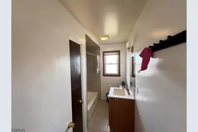 910 Randolph Ave, Rahway, NJ 07065 - Photo 3