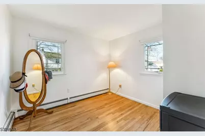 8 Periwinkle Pl, Woodbridge Township, NJ 07067 - Photo 25