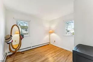 8 Periwinkle Pl, Woodbridge Township, NJ 07067 - Photo 25