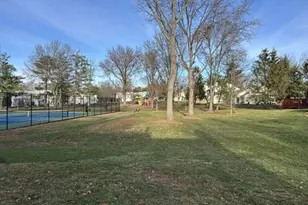 123 Winchester Way, Franklin Township, NJ 08873 - Photo 5