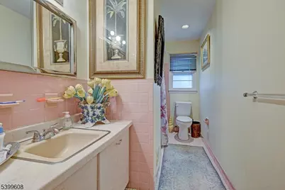 22 Cheshire Ter, West Orange Township, NJ 07052 - Photo 13