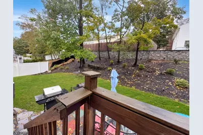 22 Cheshire Ter, West Orange Township, NJ 07052 - Photo 11