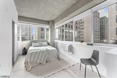 10 Commerce Ct #2D, Newark, NJ 07102 - Photo 11