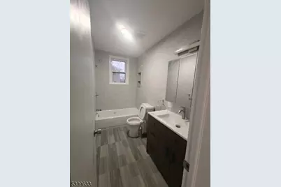 327 Christine St #2L, Elizabeth, NJ 07202 - Photo 7