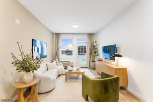 431 Dr Mlk Jr Blvd, East Orange, NJ 07018 - Photo 5