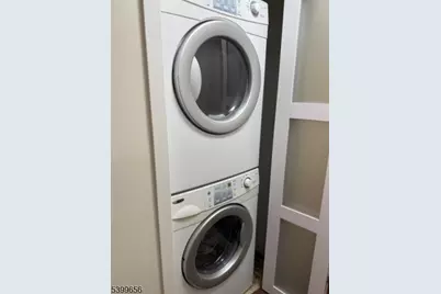 751 Summer Ave #1D, Newark, NJ 07104 - Photo 11