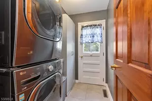 512 Township Line Rd, Hillsborough Township, NJ 08844 - Photo 7