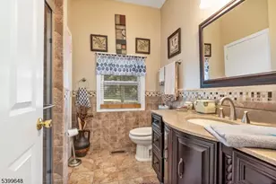 512 Township Line Rd, Hillsborough Township, NJ 08844 - Photo 15