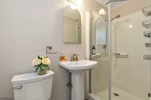 512 Township Line Rd, Hillsborough Township, NJ 08844 - Photo 23